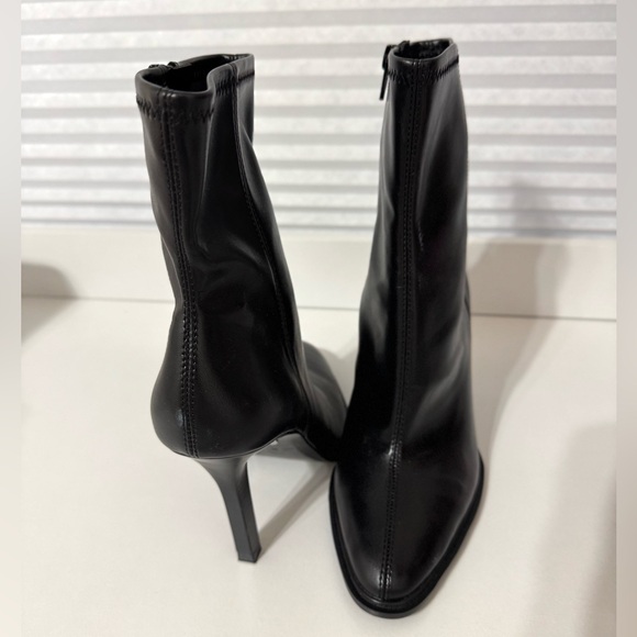 Zara Women’s Sleek Black Pointed Heeled Boots - Picture 2 of 9
